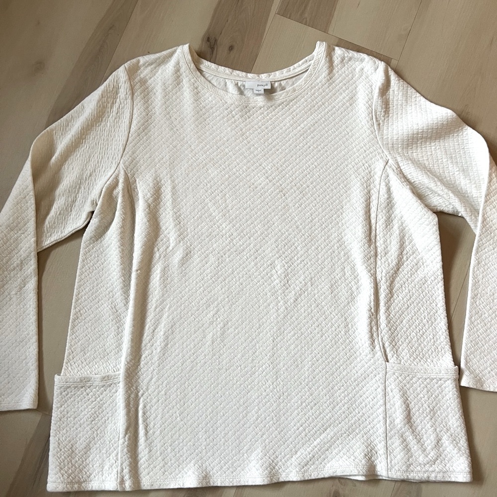 Pure J Jill textured top with side pockets. Sz L